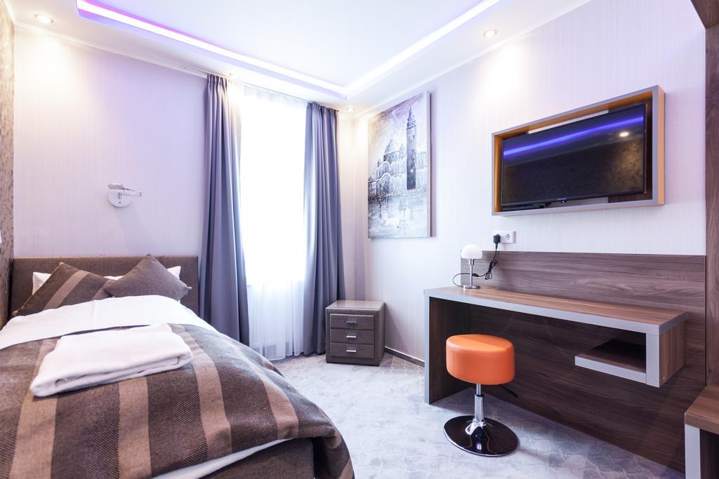Stay-Inn Bielefeld Zentrum エクステリア 写真